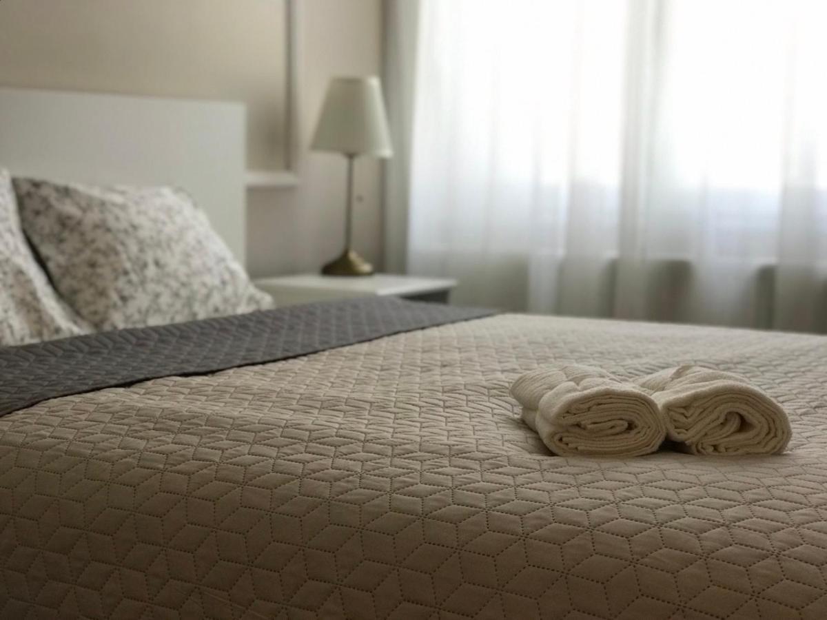 Hemnes2 Apartman Daire Kaposvár Dış mekan fotoğraf